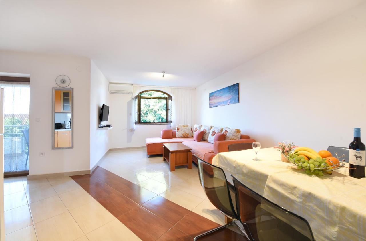 אומאג Apartments Mirasol מראה חיצוני תמונה
