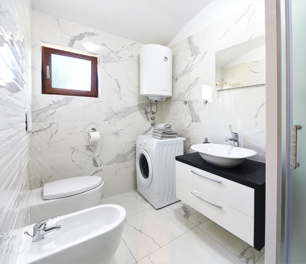 אומאג Apartments Mirasol מראה חיצוני תמונה
