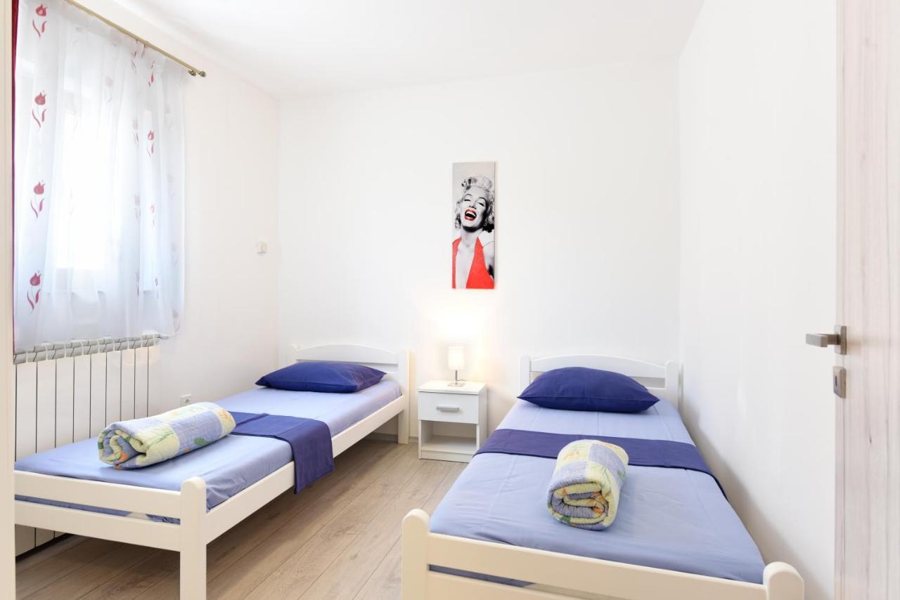 אומאג Apartments Mirasol מראה חיצוני תמונה