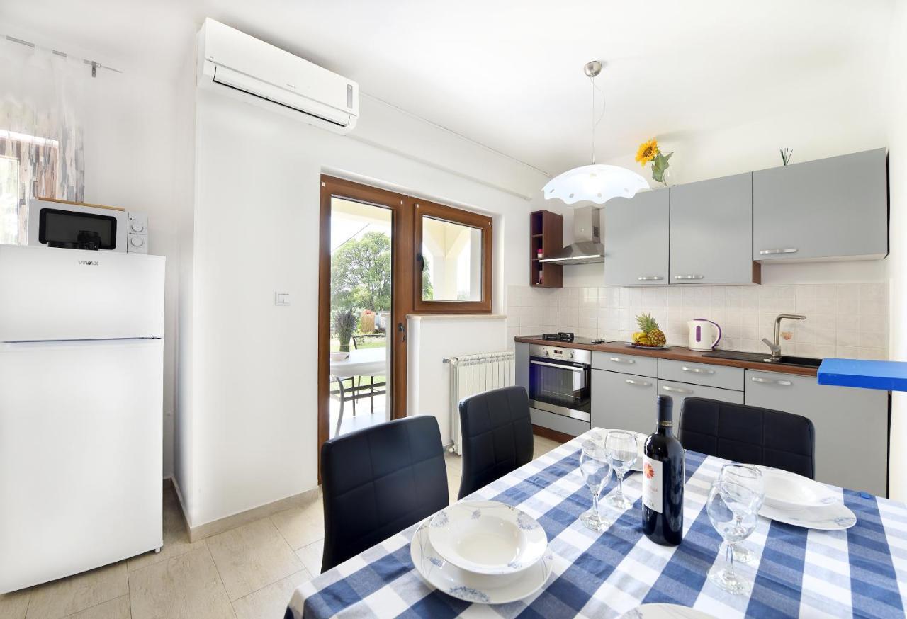 אומאג Apartments Mirasol מראה חיצוני תמונה