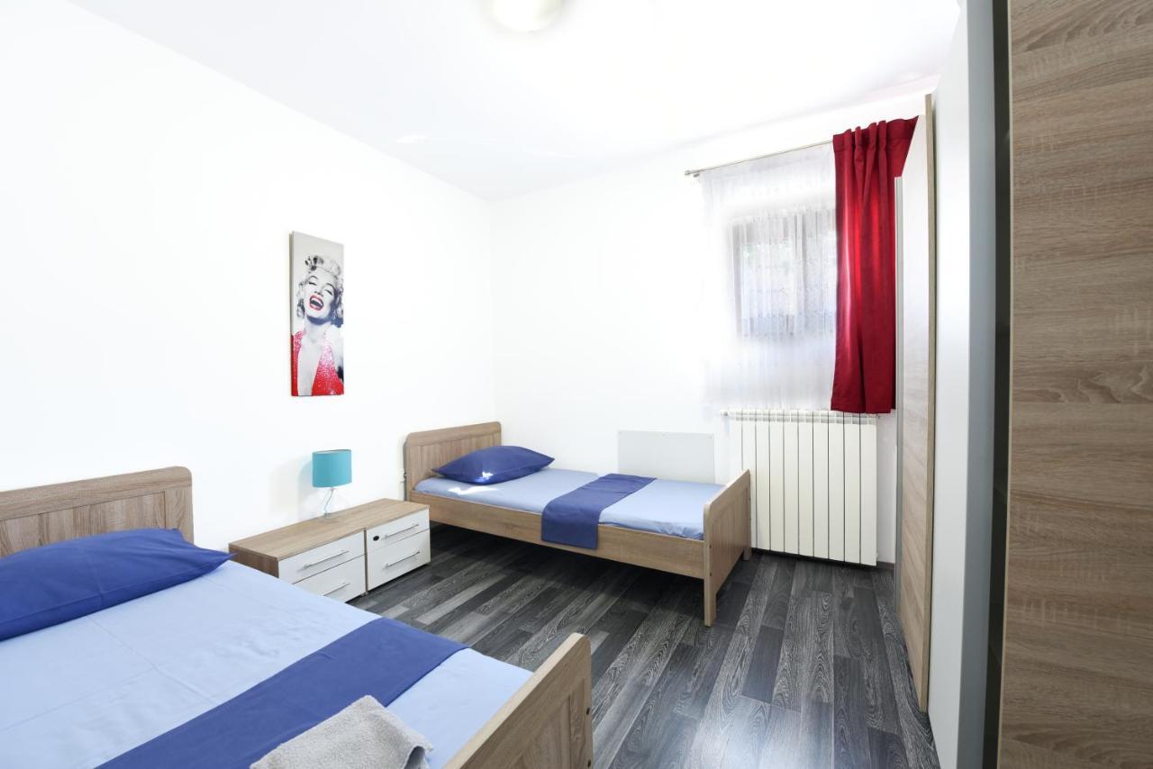 אומאג Apartments Mirasol מראה חיצוני תמונה